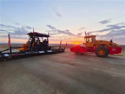 Cesta Kotai do sveta (továrenské živé video)